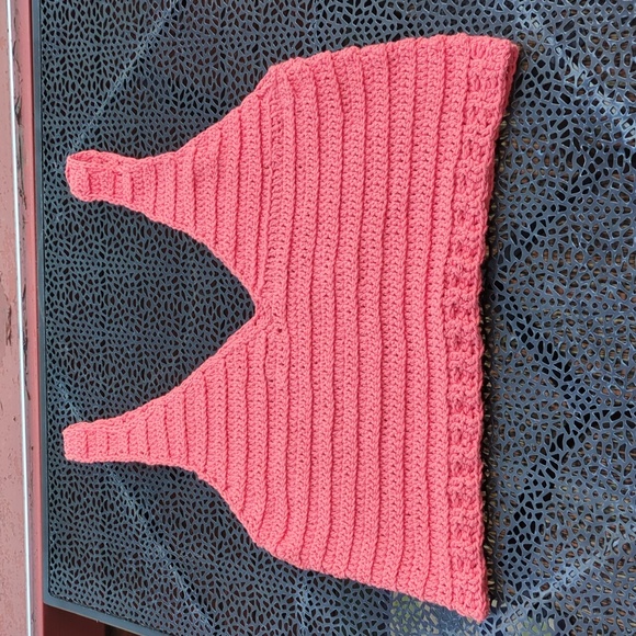 Coral, cotton, crochet, cropped tank top - Picture 2 of 3